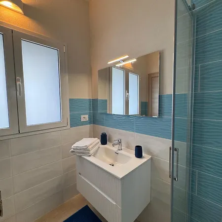 House Pale בית הארחה